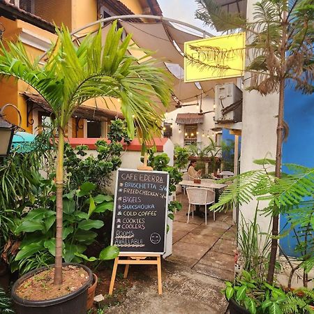 Ederra Stays & Cafe Panaji Exterior foto